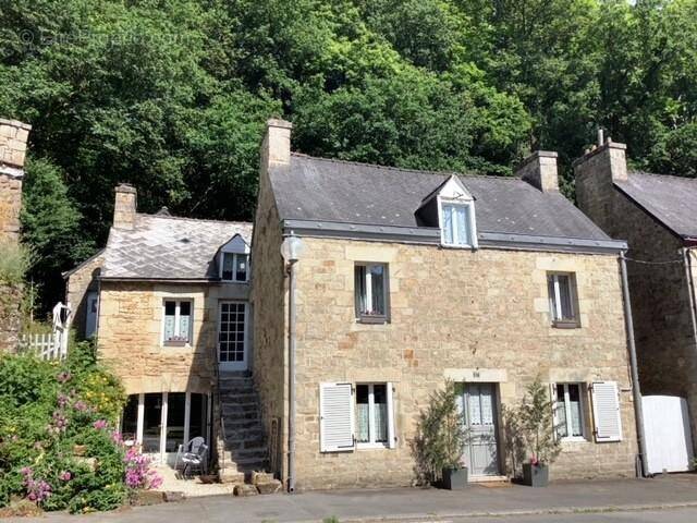 Maison à GUEMENE-SUR-SCORFF