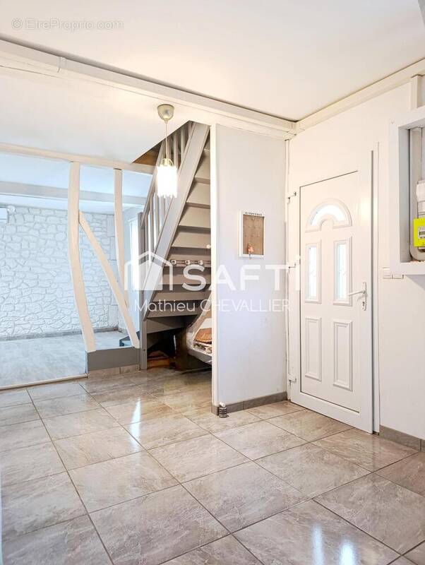 Photo 1 - Maison à FLIXECOURT