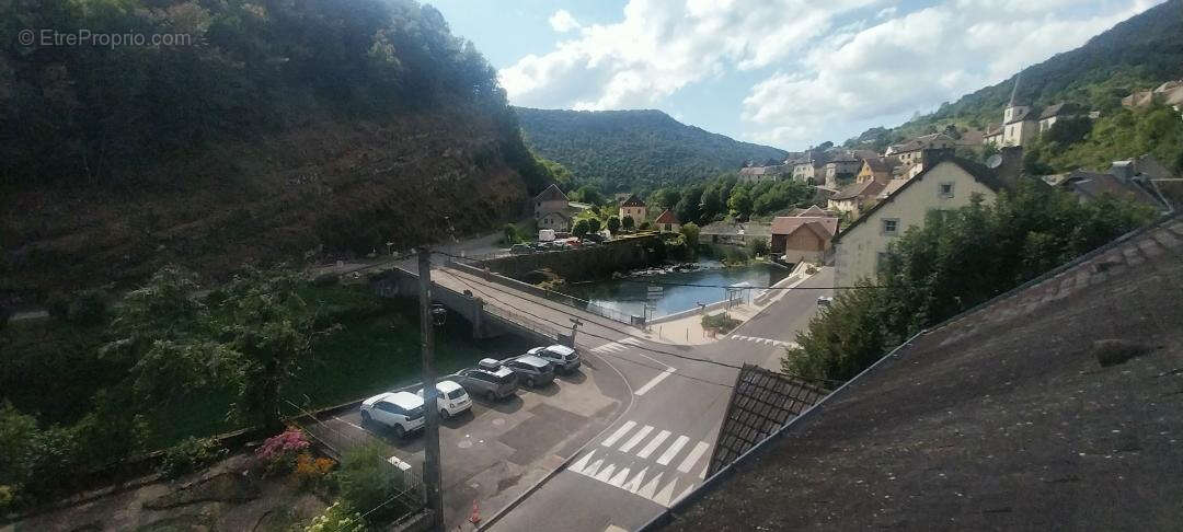 Appartement à LODS