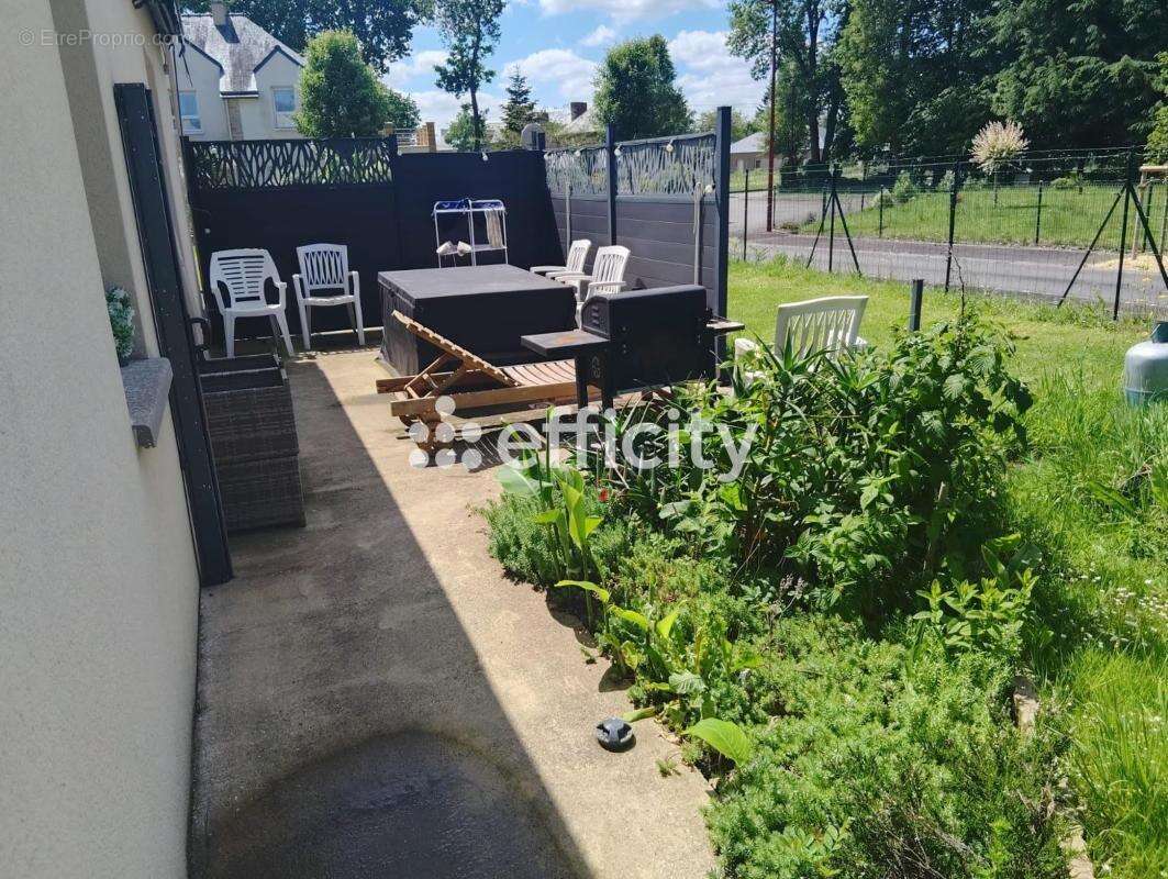 Maison 106 m² à Saint-Pierre-De-Plesguen  - photo 16