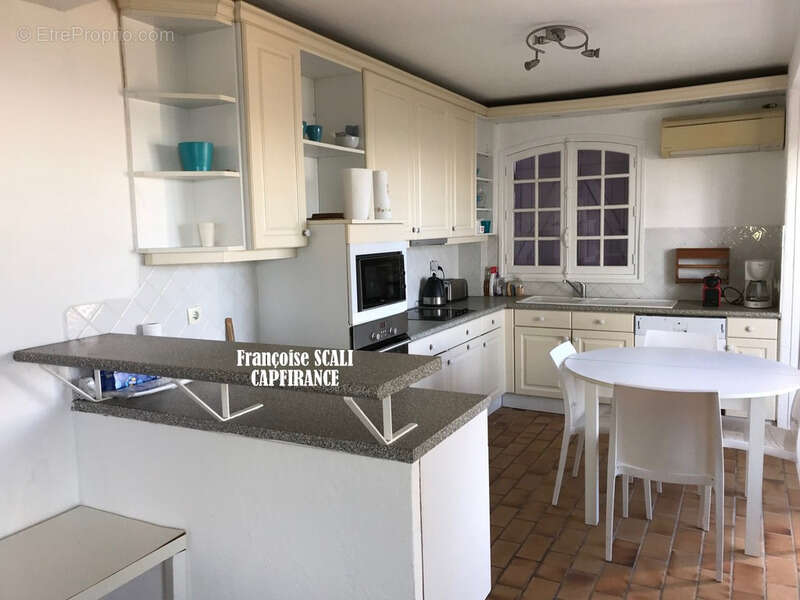 Maison à LES ISSAMBRES