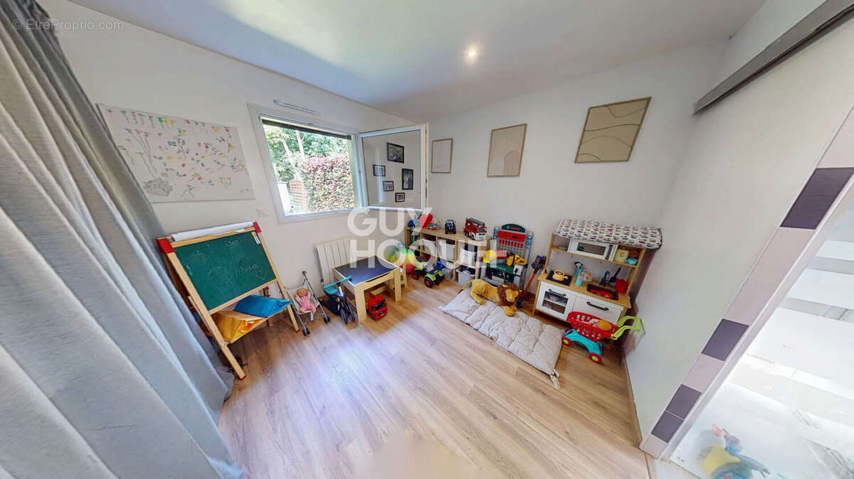 Maison à SAINT-MEEN-LE-GRAND