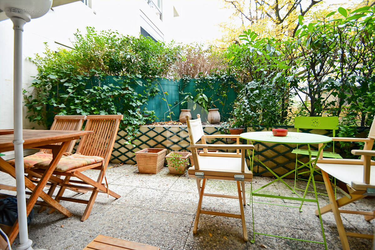 Appartement à ISSY-LES-MOULINEAUX