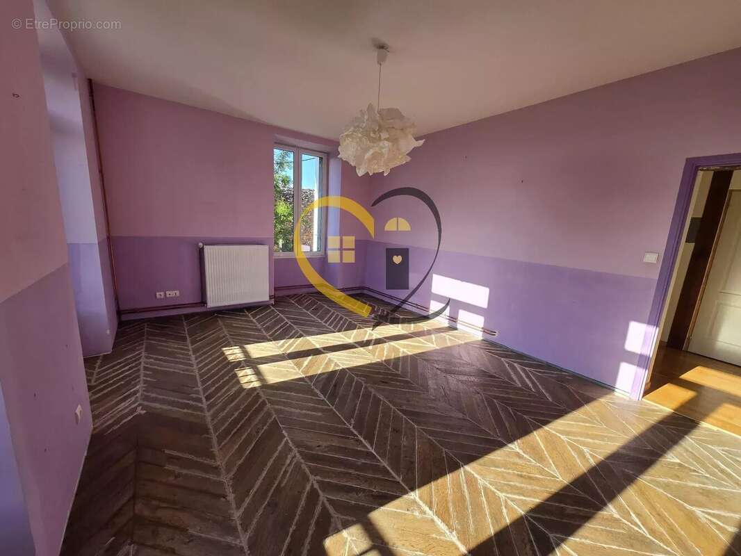 Maison à HENRICHEMONT