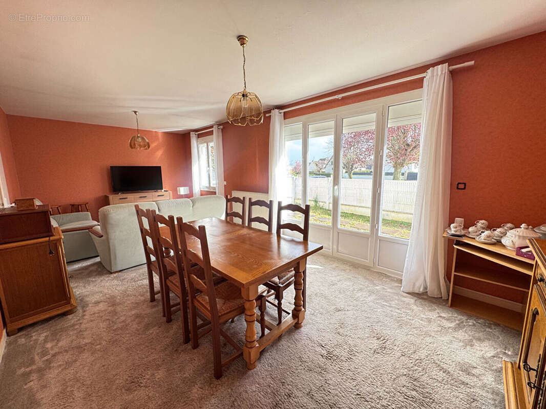 Maison à SANNERVILLE