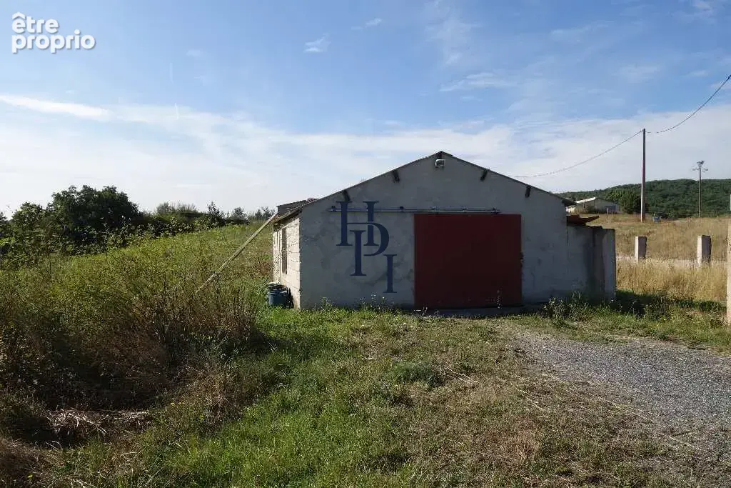 Vente dépôt avec 22.4 hectares de terrain Saint Affrique - photo 9