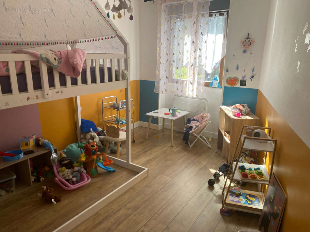 Maison à LA PORCHERIE