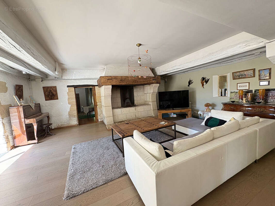 Maison à ROCHECORBON