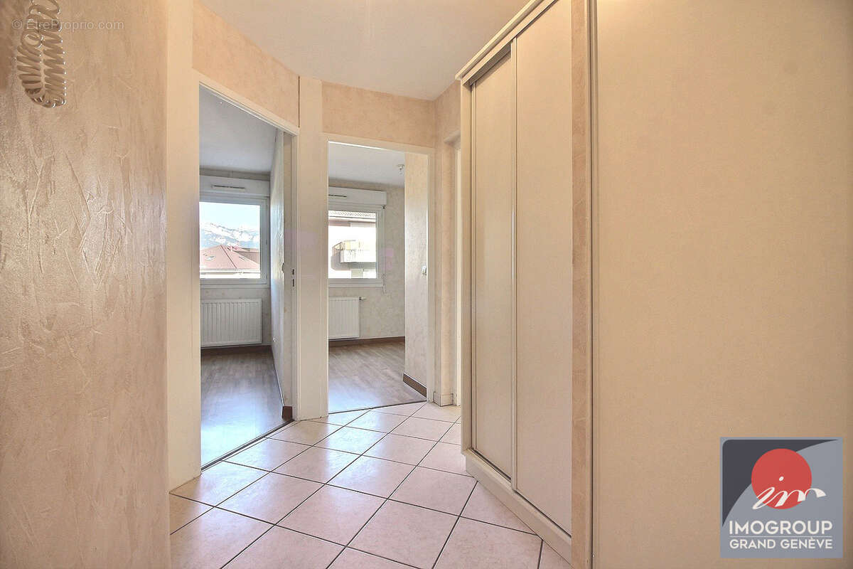 Appartement La Roche Sur Foron 3 pièce(s) 62.39 m2 - photo 8