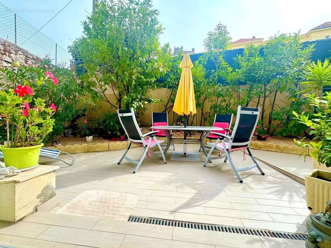 Appartement à CANNES