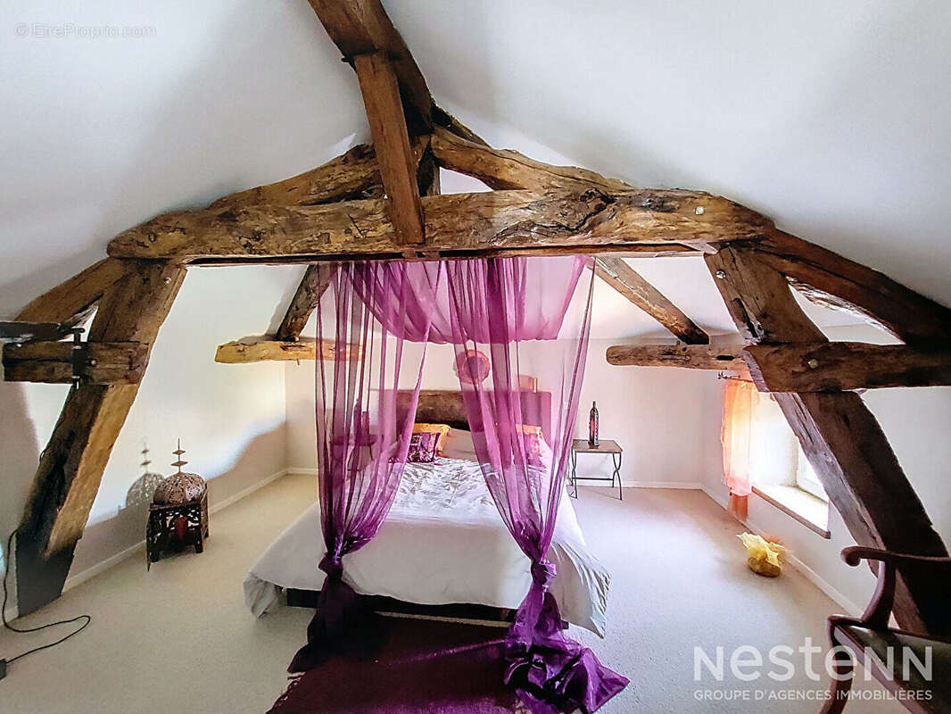 A Vendre Maison en pierre rénovée de 175 m² avec jardin et garage dans un hameau de Condom - photo 19