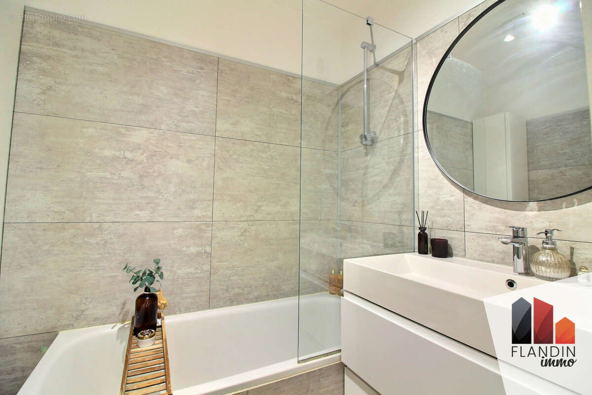 Appartement à IRIGNY