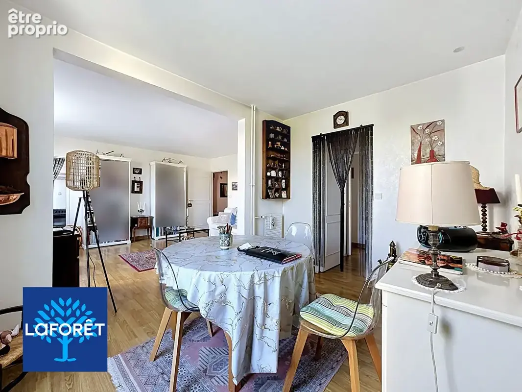 Appartement Evry Courcouronnes 4 pièces 82.14m² + 2 parkings - photo 6