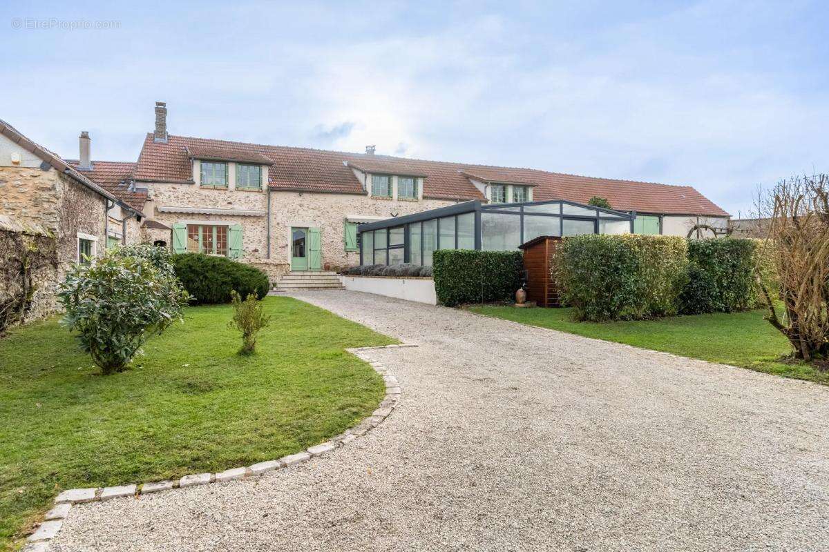 Maison à RAMBOUILLET