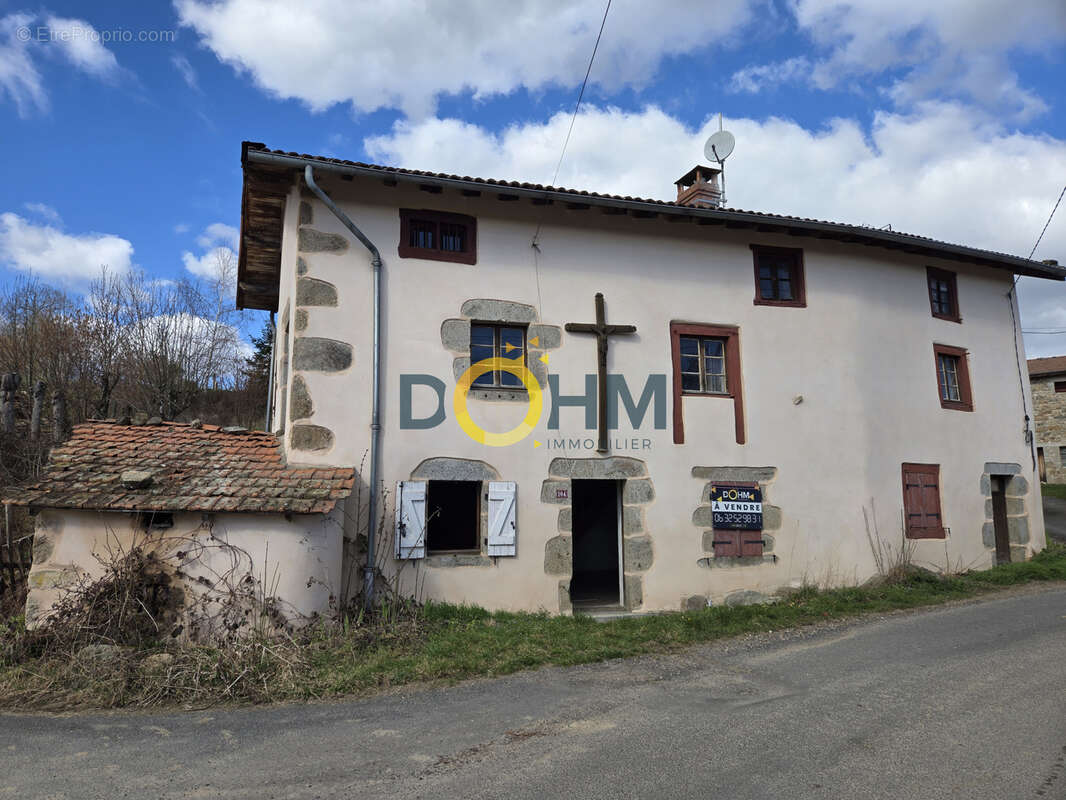 Maison à LA CHAPELLE-AGNON