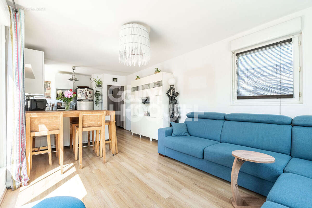 Appartement à GENNEVILLIERS