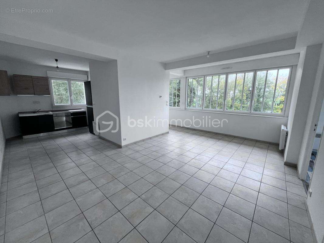 Maison rare sur le marche avec vie entiere de plain pied 4 chambres non mitoyenne - photo 11