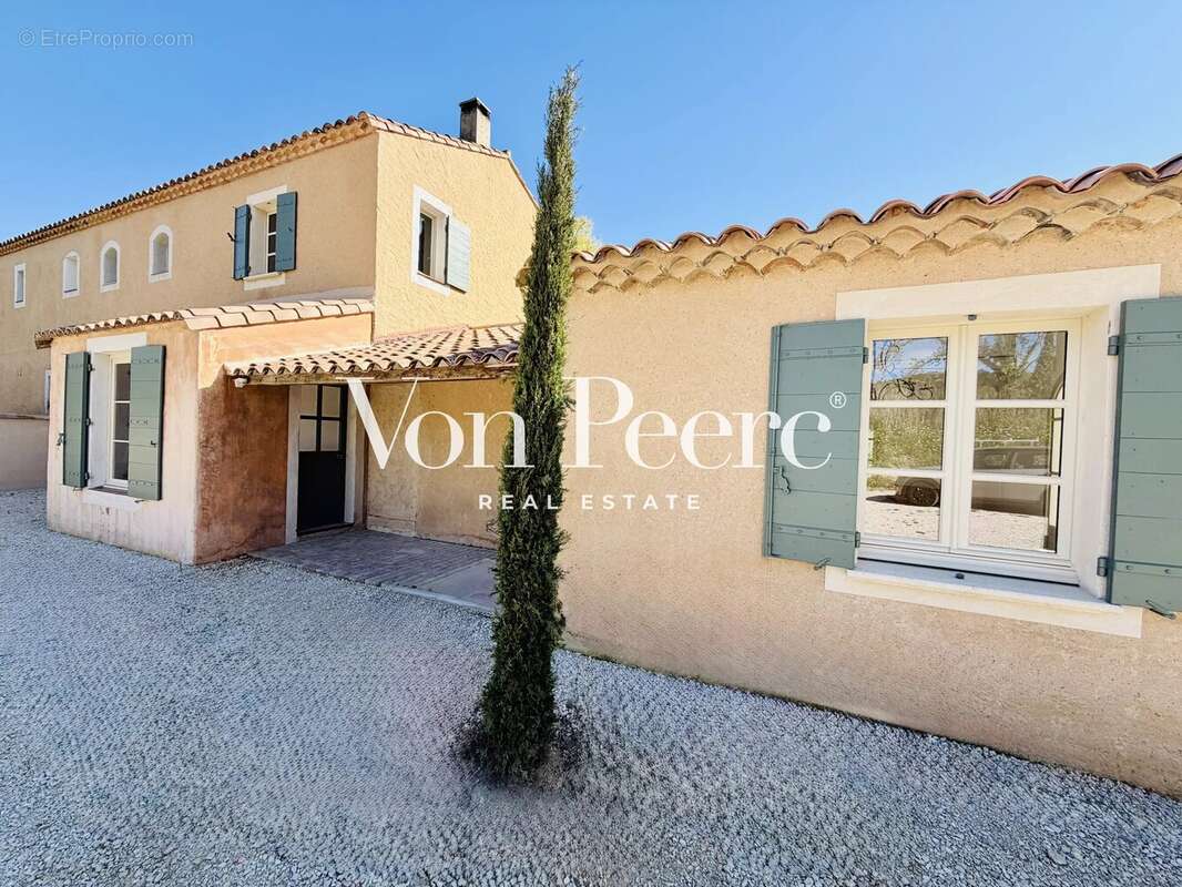 Maison à MAUSSANE-LES-ALPILLES