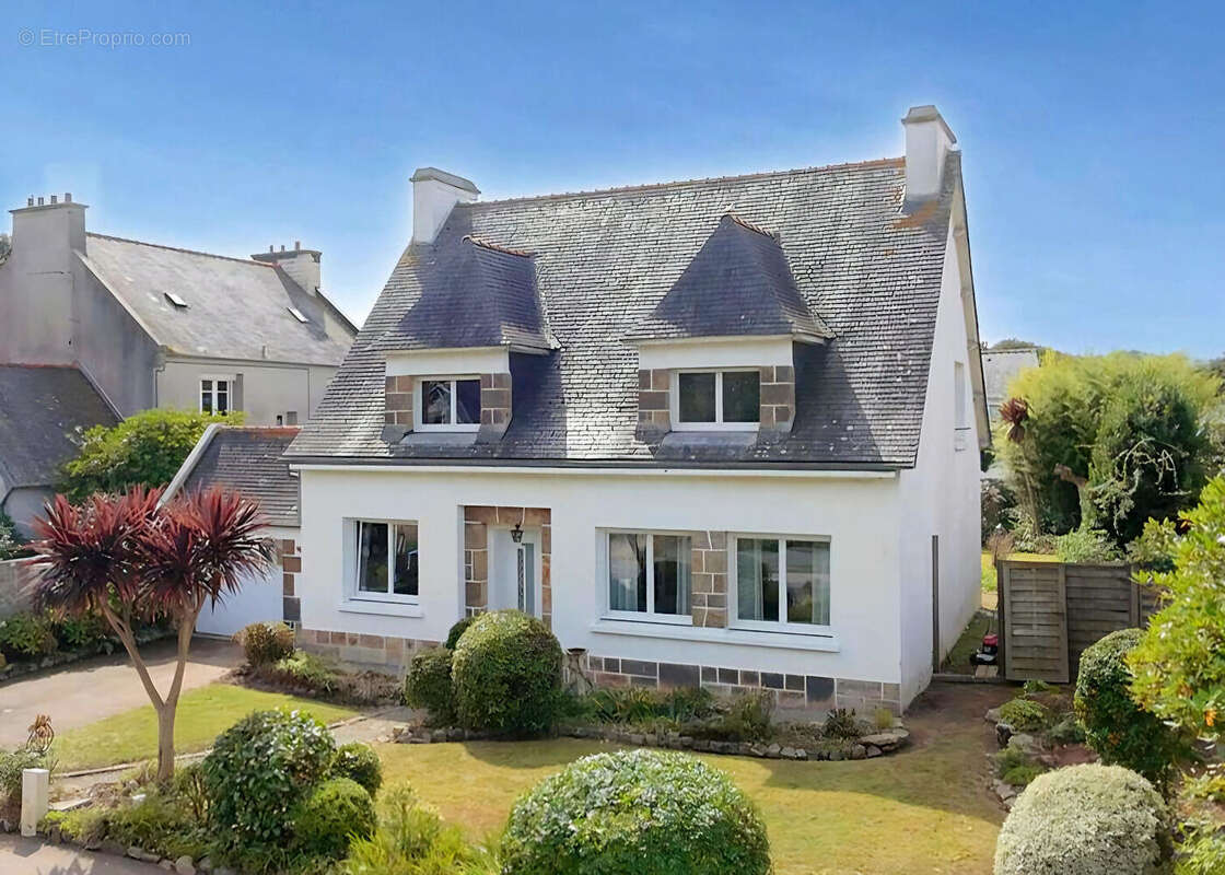 Maison à PLOUDANIEL