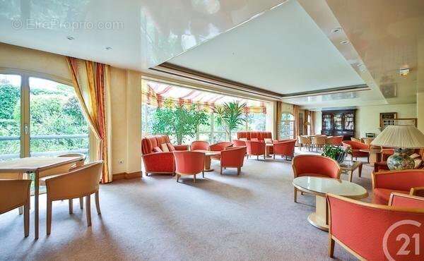 Appartement à MONTROUGE