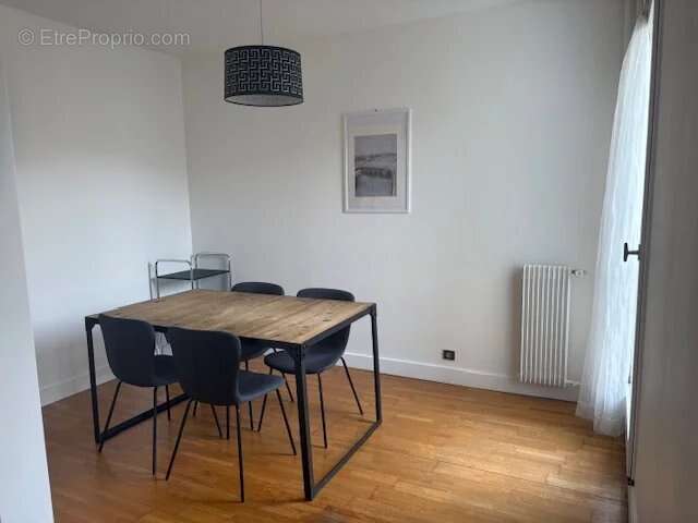 Appartement à VERSAILLES