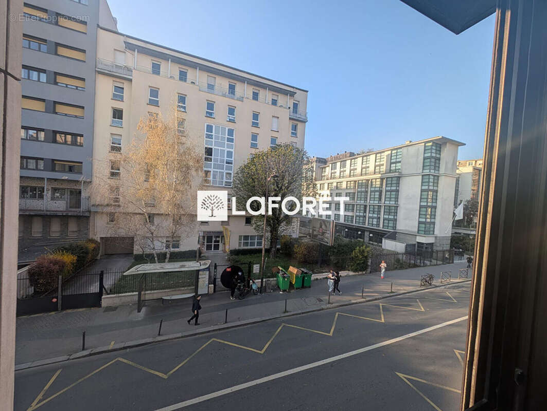 Appartement à PARIS-20E