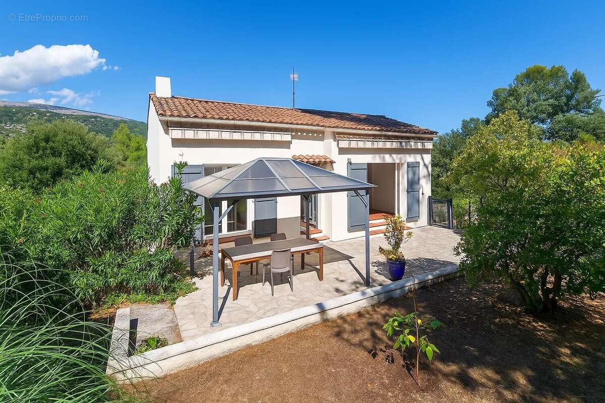 Maison à PEYMEINADE