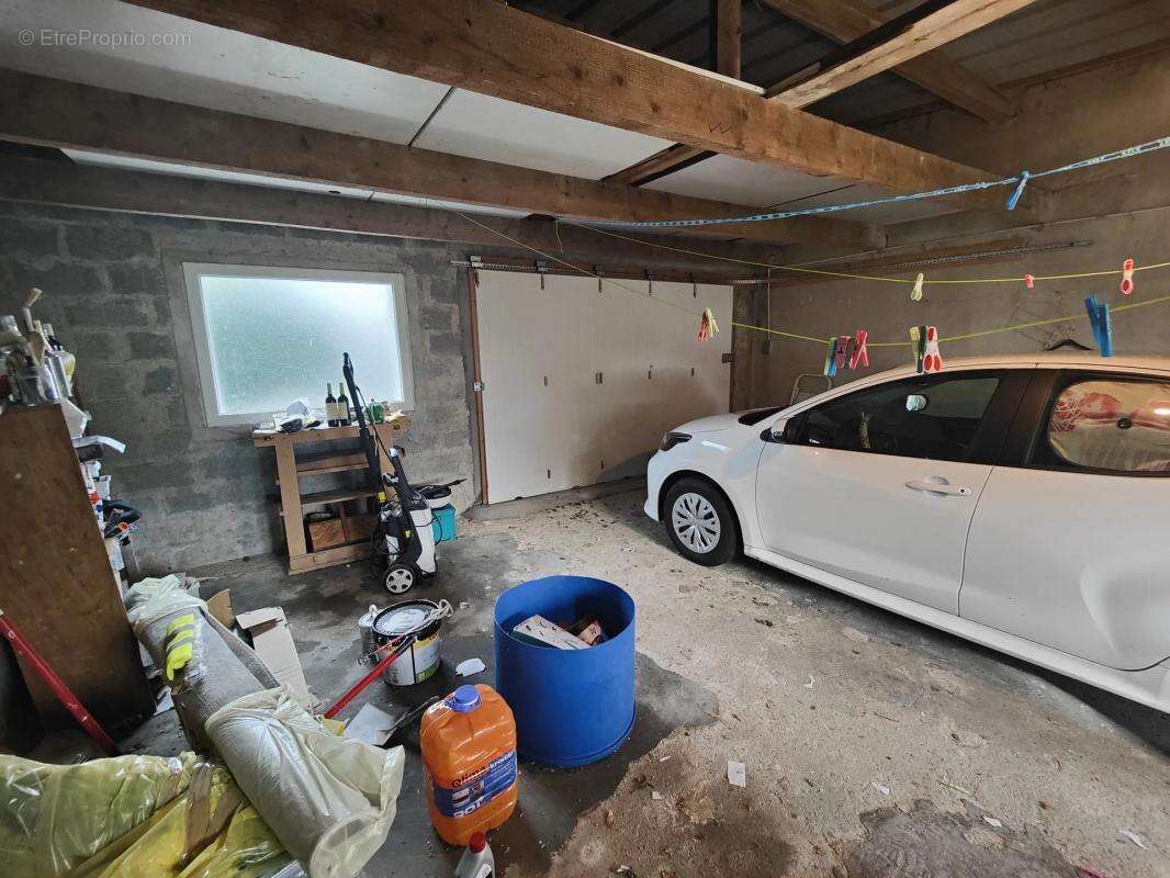 Maison à CARHAIX-PLOUGUER