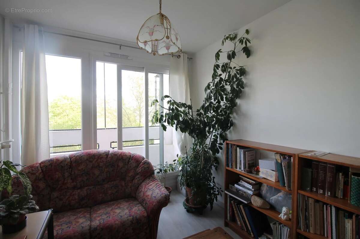 Appartement à MONTATAIRE