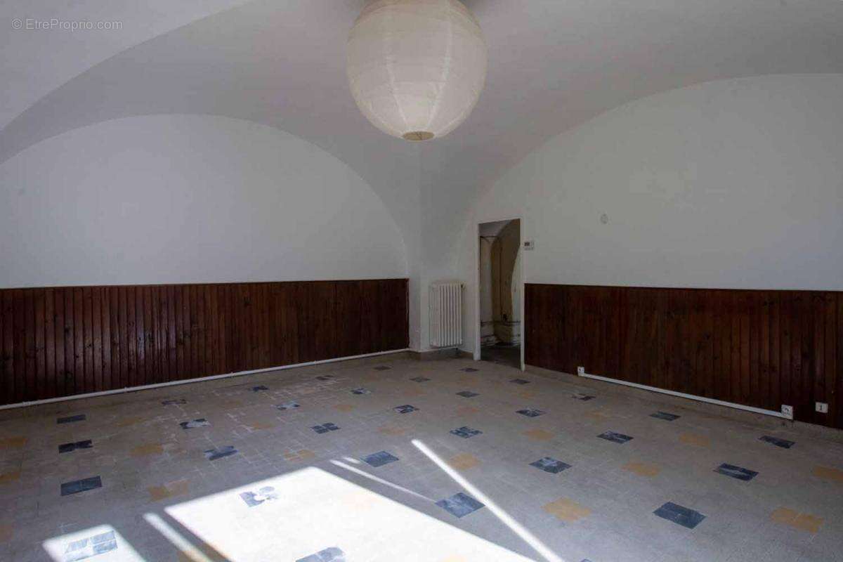 Maison à SAINT-JULIEN-EN-SAINT-ALBAN