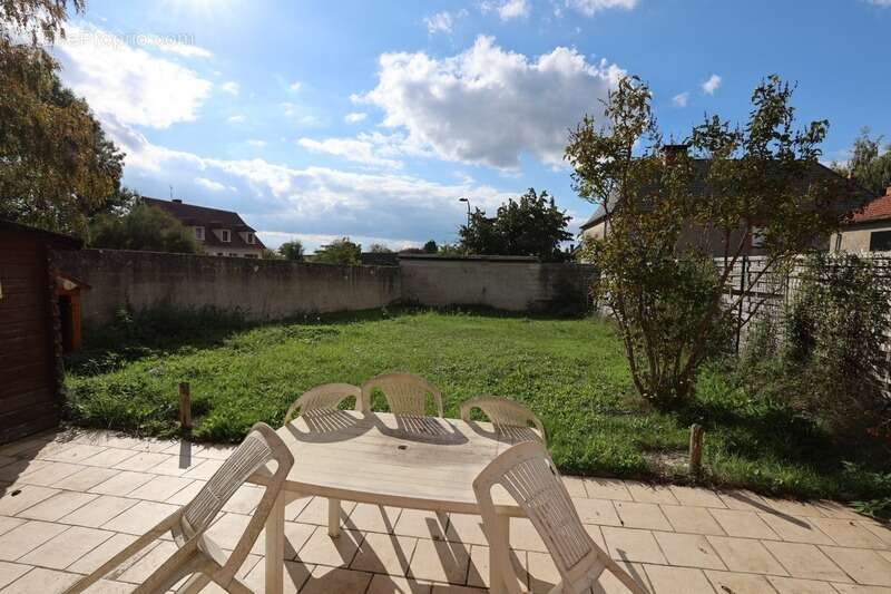 Maison à MONTMIRAIL