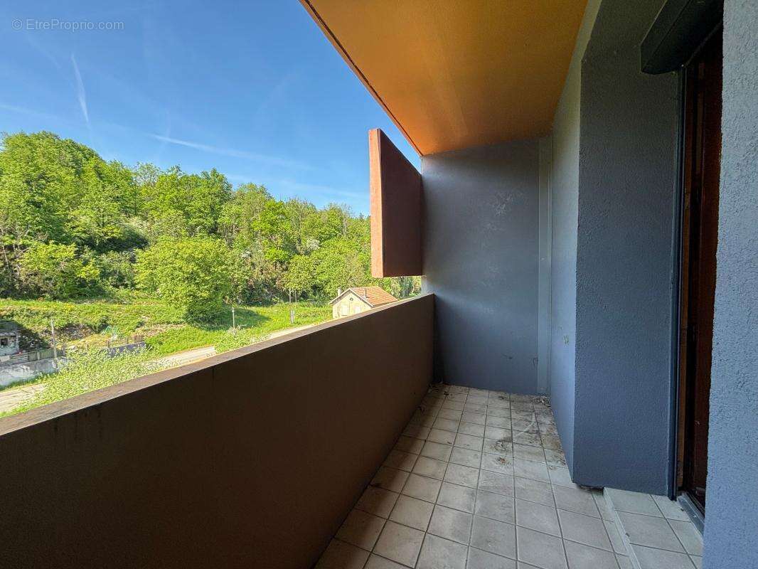 Appartement à LES ECHELLES