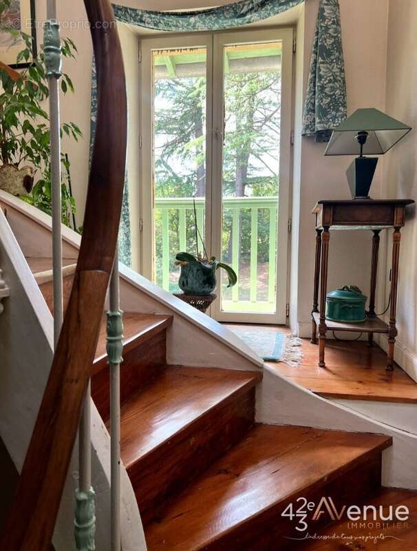 Maison à SAINT-MARTIN-LA-PLAINE