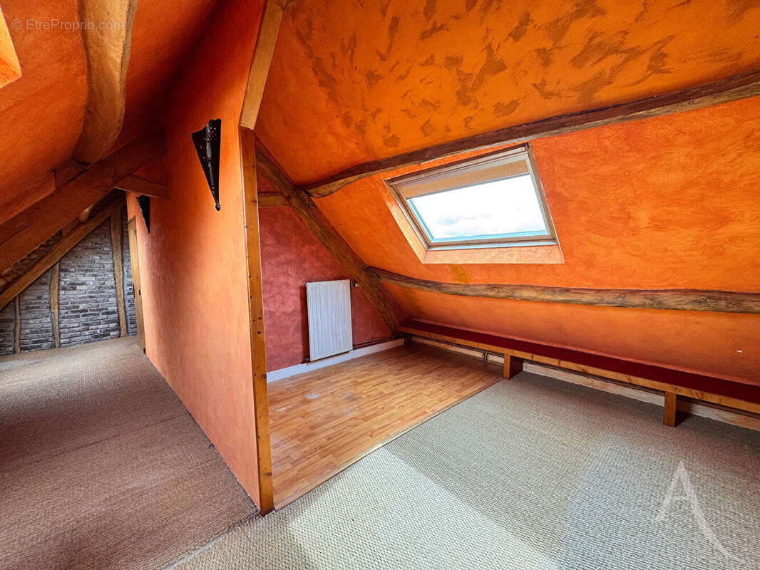 Maison à SAINT-VAAST-EN-CHAUSSEE