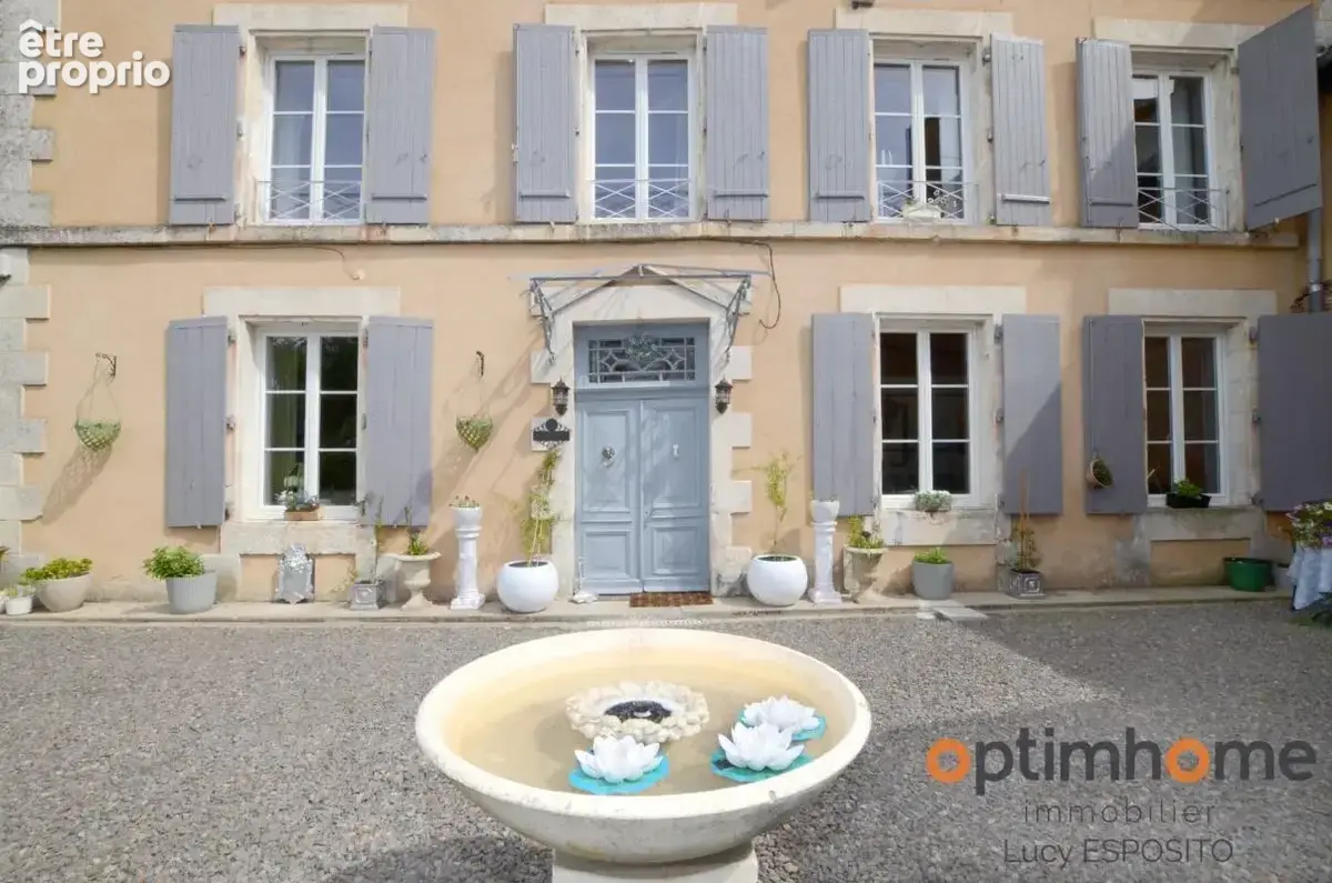  Maison de caractère du XIXᵉ siècle au cœur de Confolens - photo 44