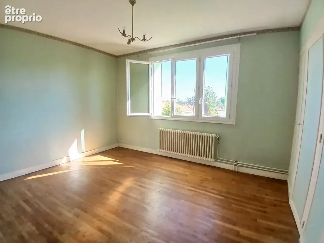 Maison lumineuse 4 chambres avec terrain clos et arboré - photo 14
