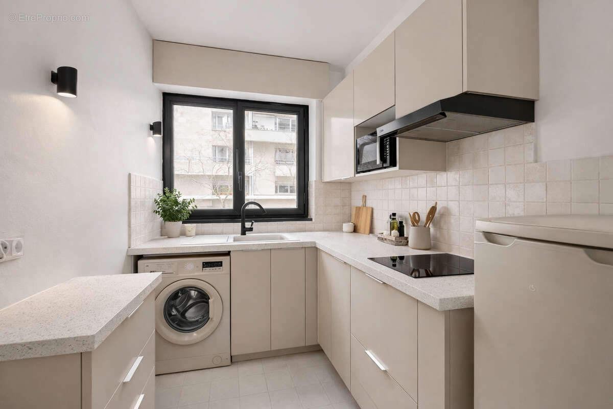 Appartement à PARIS-15E