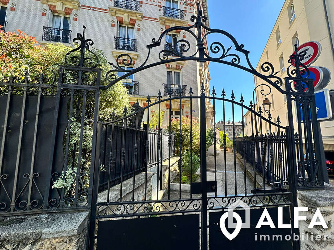 Appartement à ENGHIEN-LES-BAINS