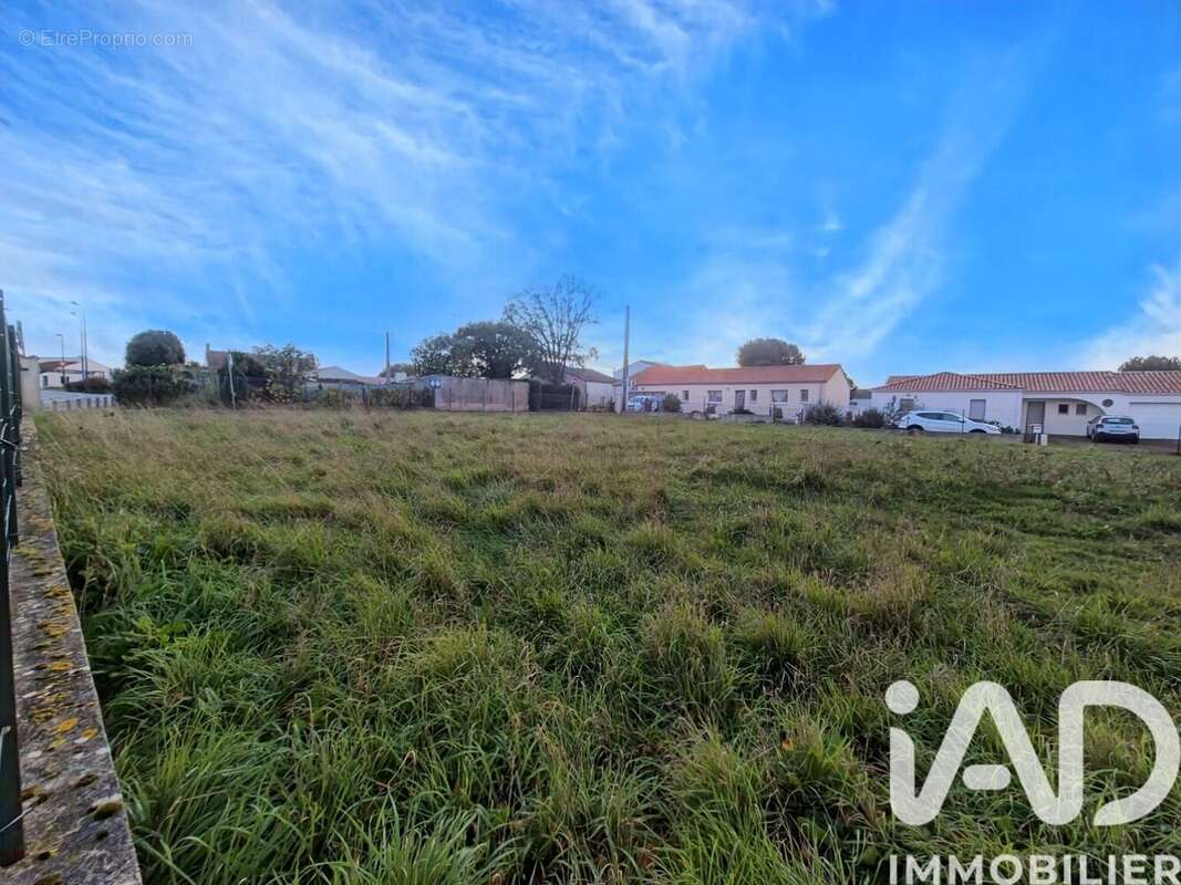 Photo 3 - Terrain à TALMONT-SAINT-HILAIRE