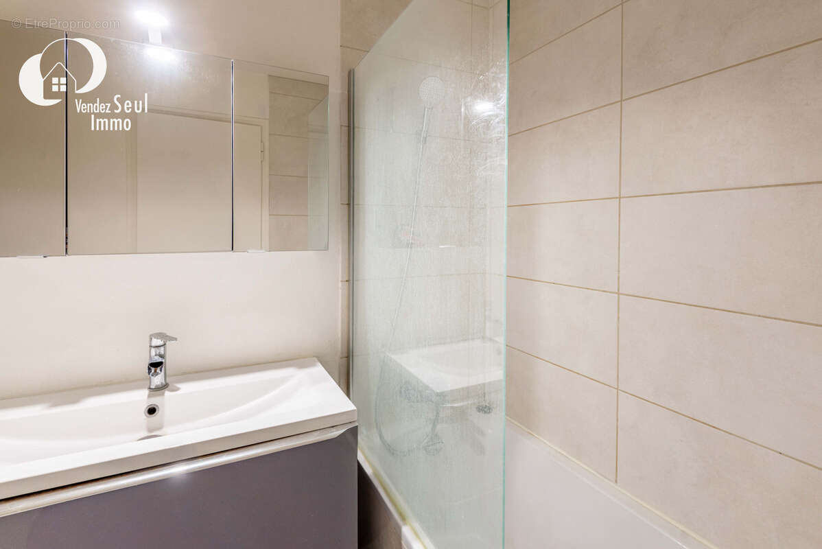 Appartement à AMBILLY
