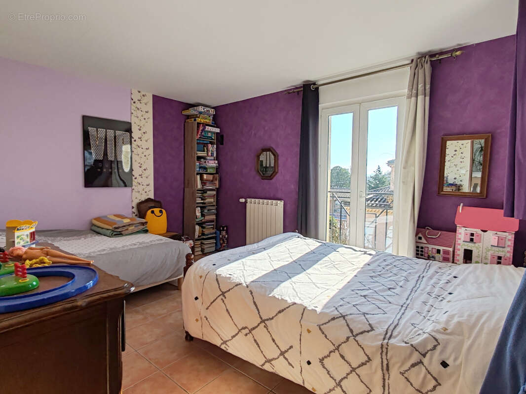 Maison à LIVRON-SUR-DROME