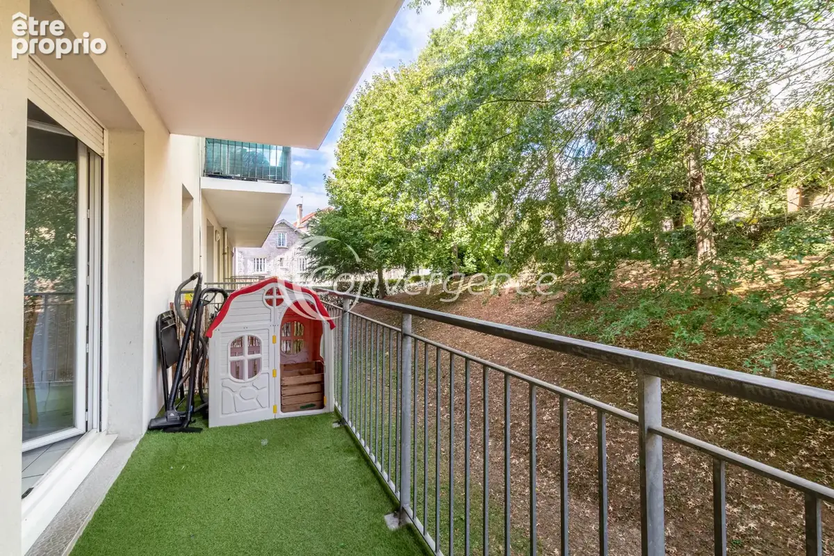 Appartement T2 bis - Limoges CENTRE - stationnement - Balcon - photo 5