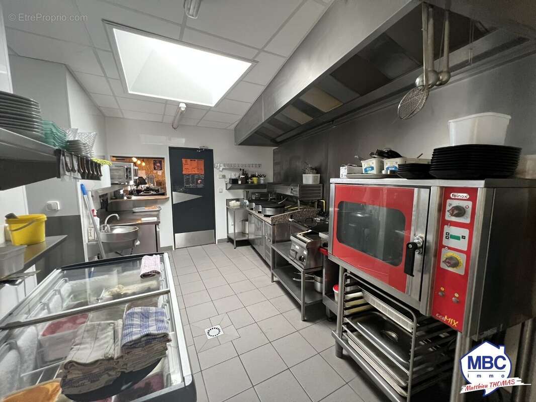 Commerce à LA POMMERAYE