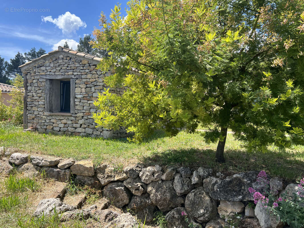 Maison à BESSE-SUR-ISSOLE