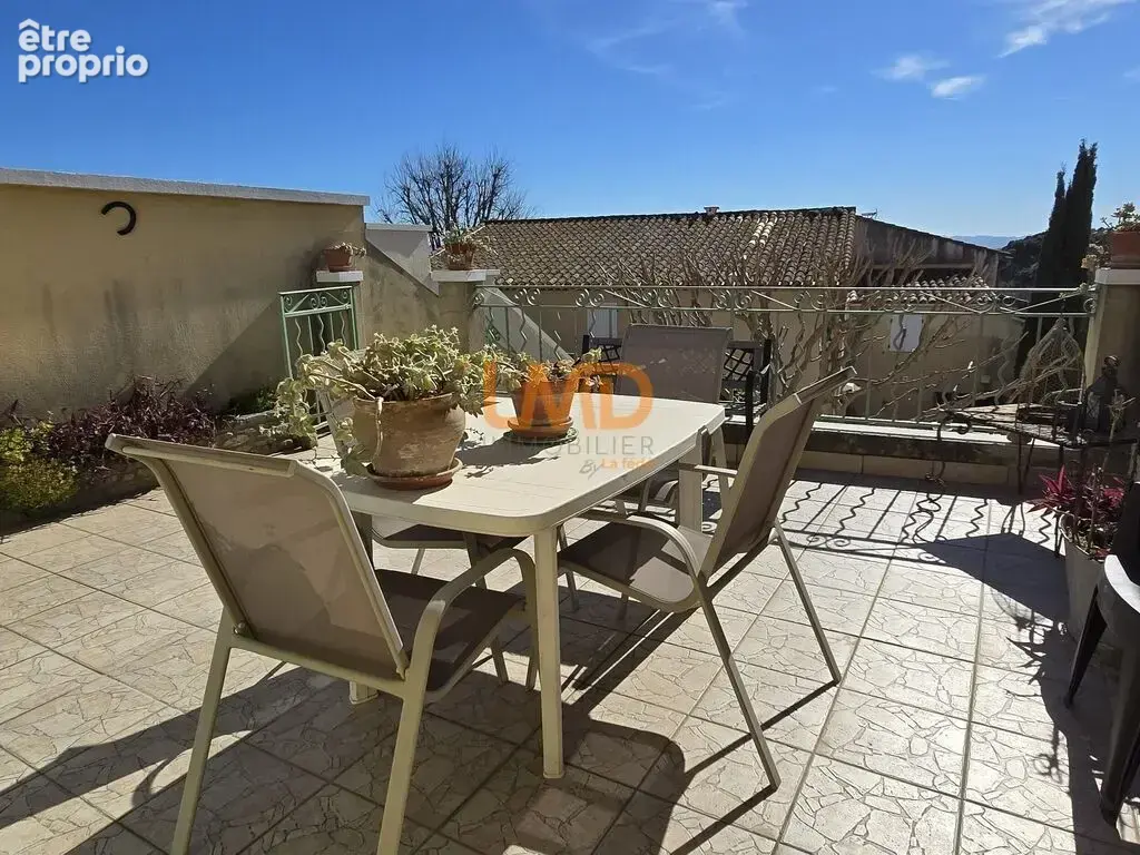 Maison à CHATEAUNEUF-DE-GADAGNE