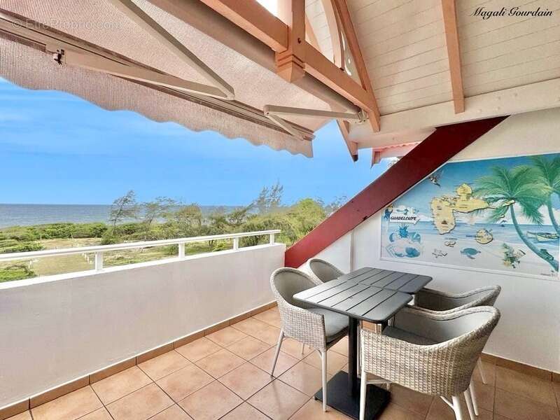 A vendre - vue mer a couper le souffle – magnifique t3 en premiere ligne - sainte anne - photo 4