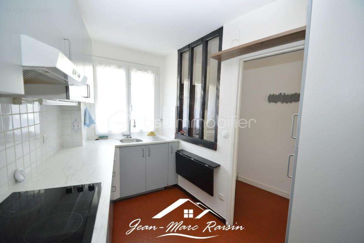 Appartement à COUBRON