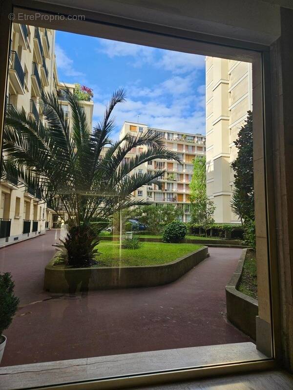 Appartement à PARIS-20E