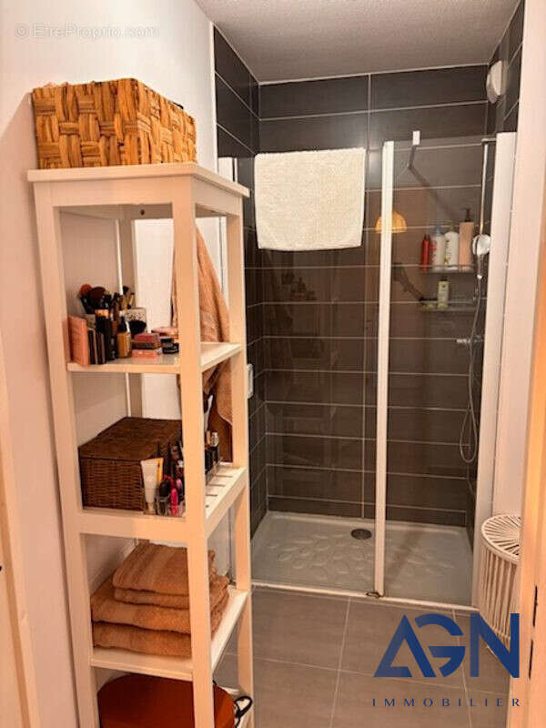 Appartement à JUVIGNAC