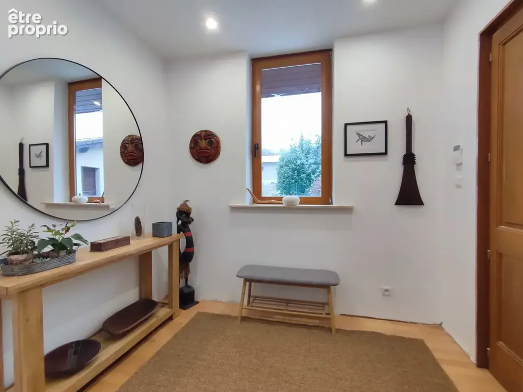 Maison 8 pièces 187 m² à vendre à Divonne-Les-Bains (01220) - photo 2